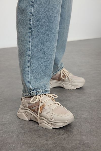 TRENDYOL SHOES Bézs vastagtalpú, fűzős női sportcipő TAKAW25SN00002