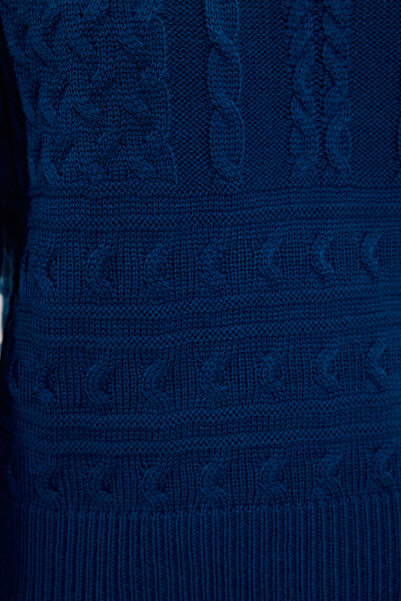 Edit by Trendyol Pulover de tricotaj obișnuit Indigo - Păr împletit TEDAW25KZ00000