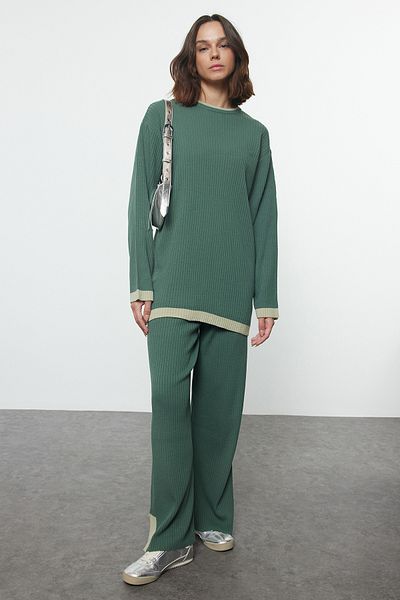 Trendyol Modest طقم تريكو أخضر بترولي - ملون وتفاصيل الأنابيب، TCTAW25US00059