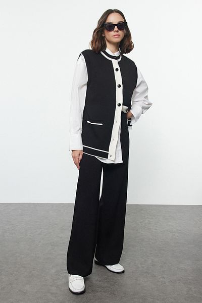 Trendyol Modest Ecru Black Knitwear Vest Set - Ribbed Button Detailed Tctaw25Us00031