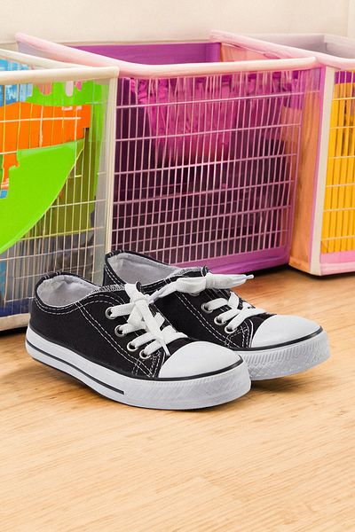 TRENDYOL SHOES Pantofi sport pentru copii unisex cu șireturi negre TAKAW25SN00018