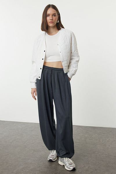 Trendyol Collection Antracit Soft Touch sárgarépa/Shalwar Fit rugalmas kötött melegítőnadrág TWOAW25EA00001