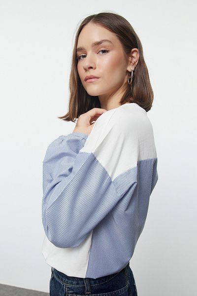 Trendyol Collection Pohodlná pletená halenka Ecru popelínového střihu - TWOAW25BZ00036