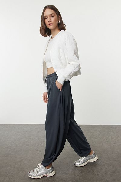 Trendyol Collection Antracit Soft Touch sárgarépa/Shalwar Fit rugalmas kötött melegítőnadrág TWOAW25EA00001