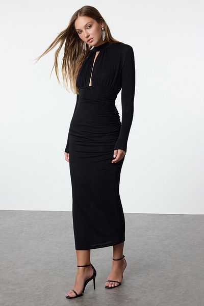 Trendyol Collection Černé detailně tkané stylové večerní šaty s nízkým střihem Noční šaty pro návrat domů TPRAW25EL00071
