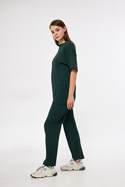 Oyga Σετ γυναικεία αθλητική φόρμα και πιτζάμες Emerald Color - Κοντό μανίκι, Κοτλέ και Lycra