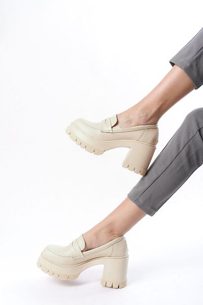Preshley Women's Femi Cream Skin 8 cm Heeled Platform Shoes