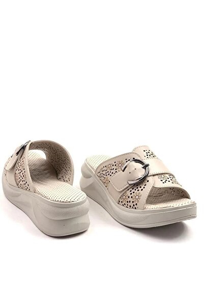 Preshley Γυναικείες παντόφλες Tina Cream Comfort Ορθοπεδική Σόλα με αγκράφα