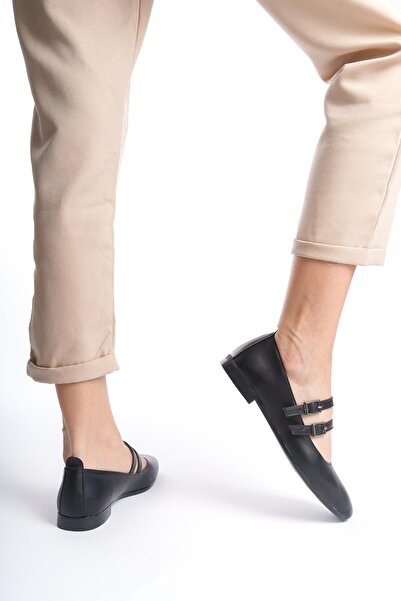 Preshley Women's Cove Black Two Beanies Pointed Toe Ballerinas