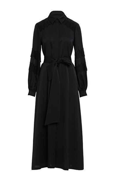 GİZİA Gömlek Yaka Dantel Detaylı Seyyar Kuşaklı Uzun Siyah Elbise