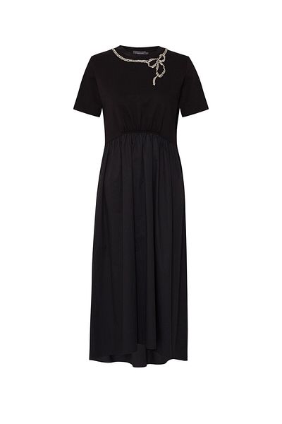 Exquise Embroidered Collar Maxi Dress