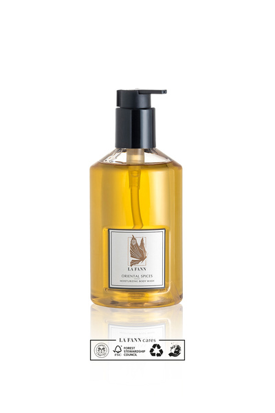 La Fann جل استحمام مرطب ومنعم للجنسين من Oriental Spices بحجم 500 مل