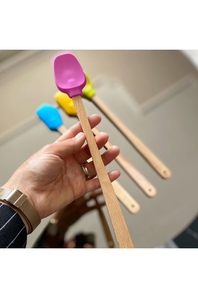 Evimin Eşyası 4-Piece Silicone Kitchen Spatula Set with Wooden Handle