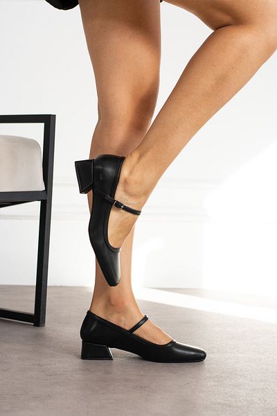 ZENNESHOES Lorena Women's High Heels - Belted Model