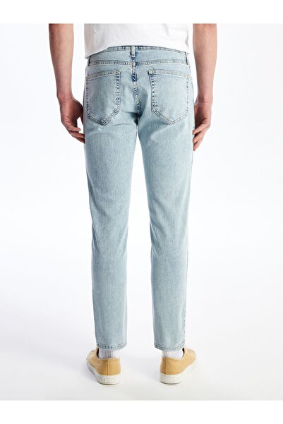 LC Waikiki 779-es modell férfi normál szabású Jean nadrág