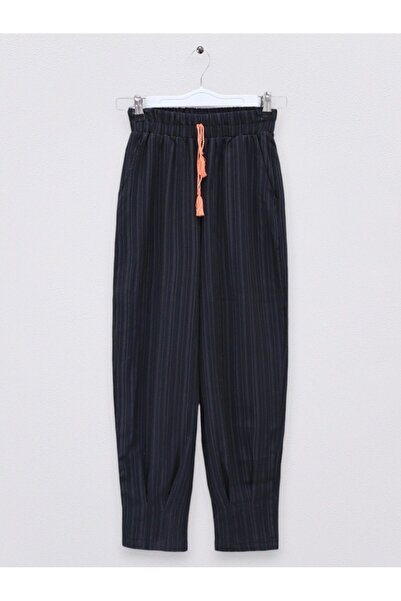 HİJABAYA Παντελόνι με κορδόνια με ραμμένο και λεπτομέρεια από κορδόνια