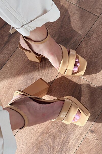I Love Shoes Nude Tonna Matte Leather Heeled Shoes - Band Detail