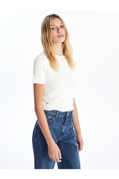 LC Waikiki Women's Knit Sweater - Crew Neck, Solid Cut, Short Sleeve