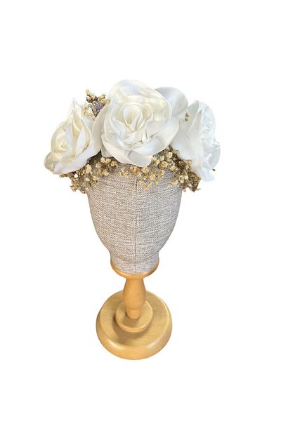 zühre balaban Straw hair accessory with white roses bridal hair accessory
