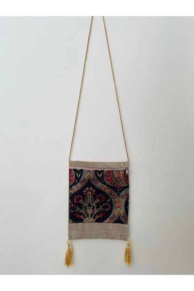 GALATA GIFT Чанта за през рамо с шарка на килим, с пискюли, с цип, 25x20