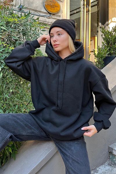 Swist Schwarzes Essentials-Sweatshirt aus Baumwolle mit Kapuze und Rückenbedruckung für Damen