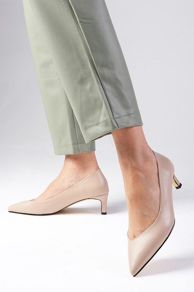 Mio Gusto Nude Colored Livia - Pointed Toe Women's Heeled Shoes