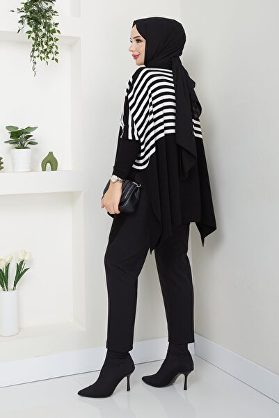 LE CARAMBOLE Black Ecru Striped Oversize Hijab Sweater - Women