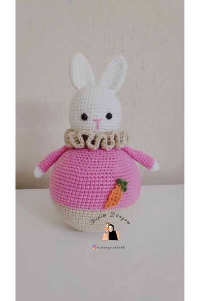 ÖZNUR GÖZÜBEK رفيق ألعاب أرنب محبوك من Amigurumi مع خشخيشات