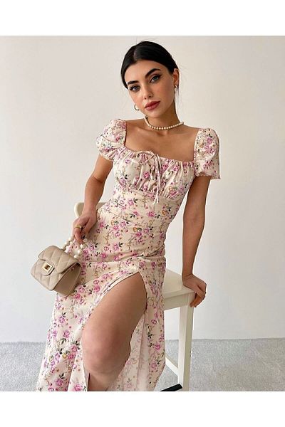 BENDİSTAR BUTİK Virágmintás női hasított ruha
