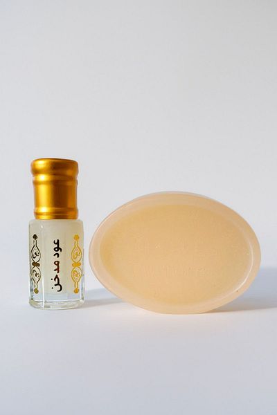 MUSK AL TAHARA مسك العود المدخن 6 مل - رائحة عميقة وخشبية وصوفية - تعطي تأثيرًا فاخرًا