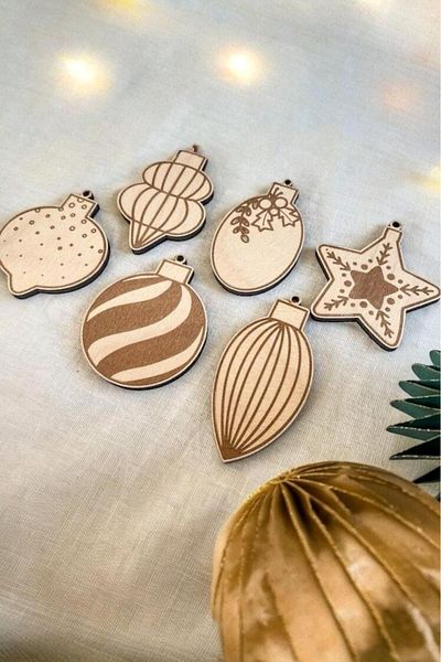 Elfora 6 Pieces Rustic Model Christmas Tree Ornament 7 cm New Year Tree Ornament with String