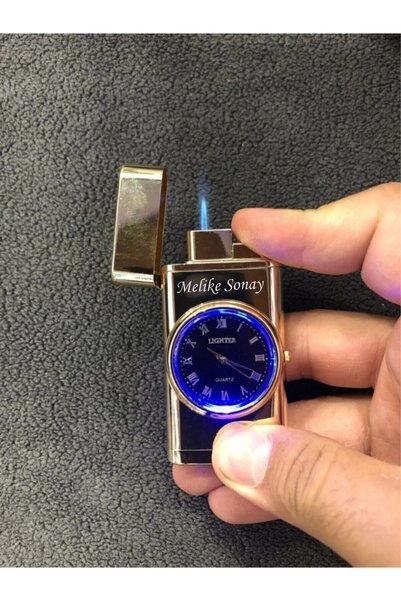 ASYA GIFTS Kişiye Özel Isim Baskılı Çakmak Saatli ,ışıklı Kutulu Gold
