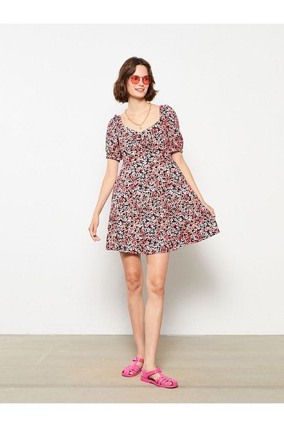 LC Waikiki Short Sleeve Floral Patterned Heart Collar Women's Dress