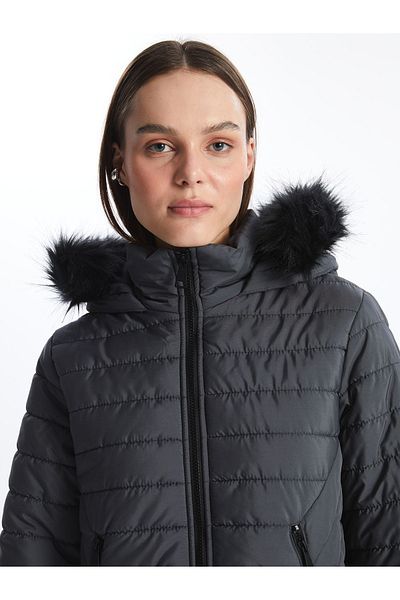 LC Waikiki Puffer-Kapuzenmantel für Damen