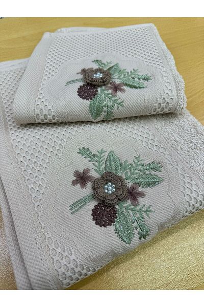 TUTUYA TEXTIL Βαμβακερή πετσέτα με 3D κεντημένο κορίτσι