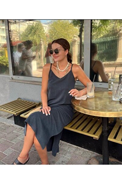 scyllastore Γυναικείο φόρεμα ανθρακί με λεπτομέρεια σχισμής στο πλάι και κορδ...