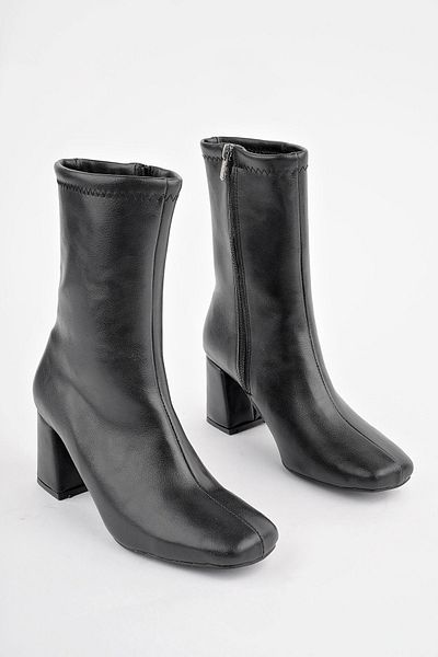 meyra'nın ayakkabıları Black Blunt Toe Women's Heeled Boots