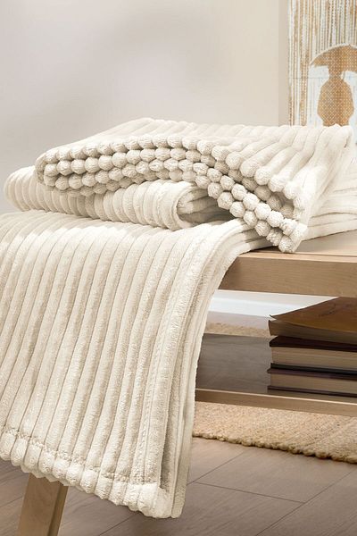 Yataş Holly Wellsoft Tv Blanket 140X190 cm - Champagne