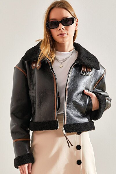 MissKybele Yakası Kemerli İçi Yaka ve Kolu Kürklü Biyeli Çift Cepli Tarz Uzun...