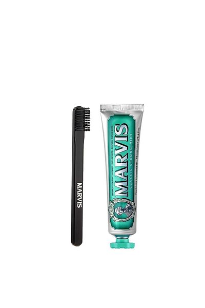 Marvis Classic Strong Mint Intense Mint Toothpaste 85 ml + Toothbrush 2-Piece Care Set