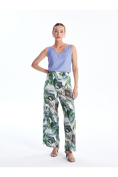 LC Waikiki Gemusterte, bequeme, geformte Damenhose mit elastischem Bund