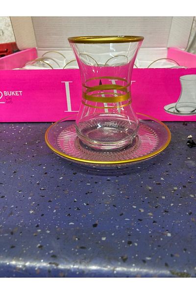 LAV Bouquet 6-Person Tea Set