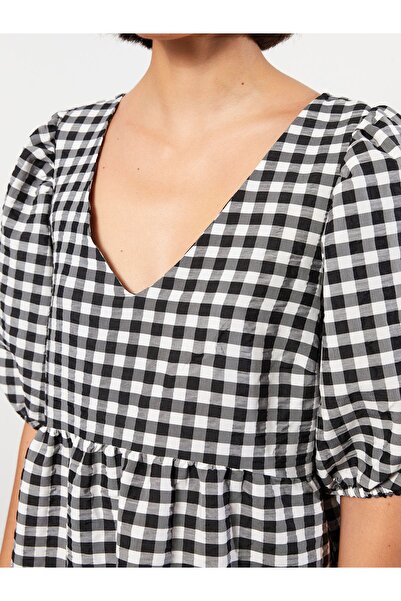 LC Waikiki Kostkované vzorované dámské šaty s výstřihem do V - Krátký rukáv