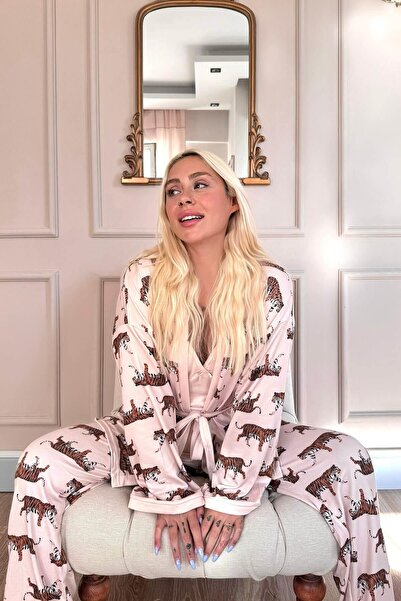 Pijamaevi Thermal bézs tigris mintás női pizsama és pongyola szett