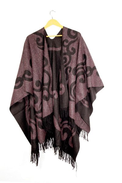 FORUM Women's Lilac Double Sided Shoulder Shawl Poncho