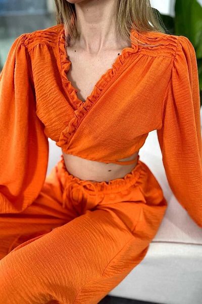 FASHION COCKTAIL Natural Muslin Fabric - Navel Open Crop Trousers and Top Set - Seaside Beach Vacation