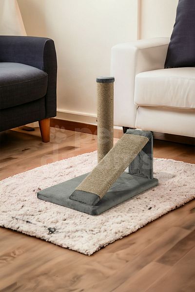 Pet Dreams Rico Luxury Cat Scratching and Ramp