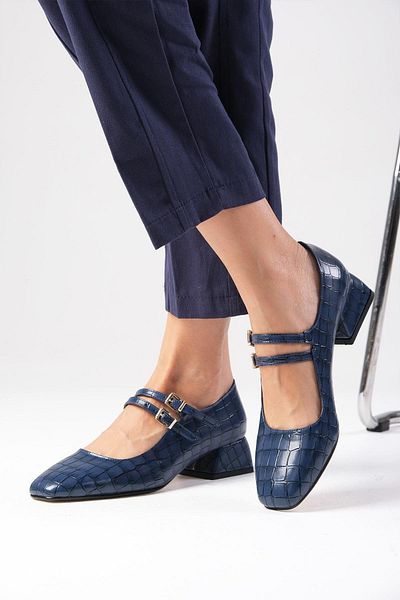 Mio Gusto Giorgia Navy Blue Short Heeled Blunt Toe Women's Shoes