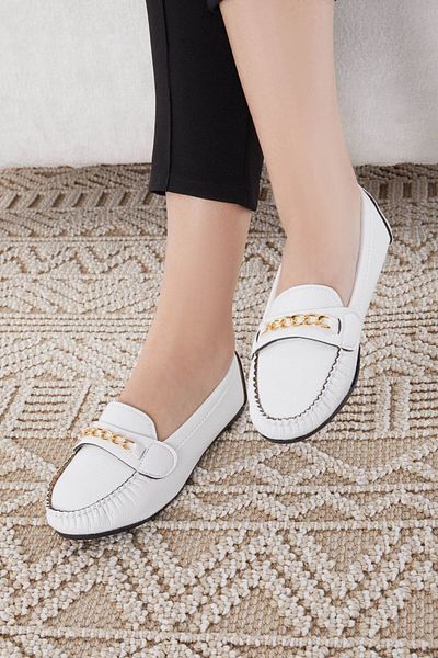 TOFİSA White Chain Buckle Lightweight Women's Ballerinas - 24581