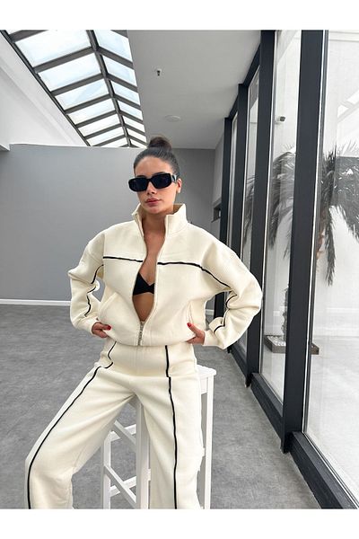ESRAHELVACI Zippered Cream Tracksuit Set - Ribbed